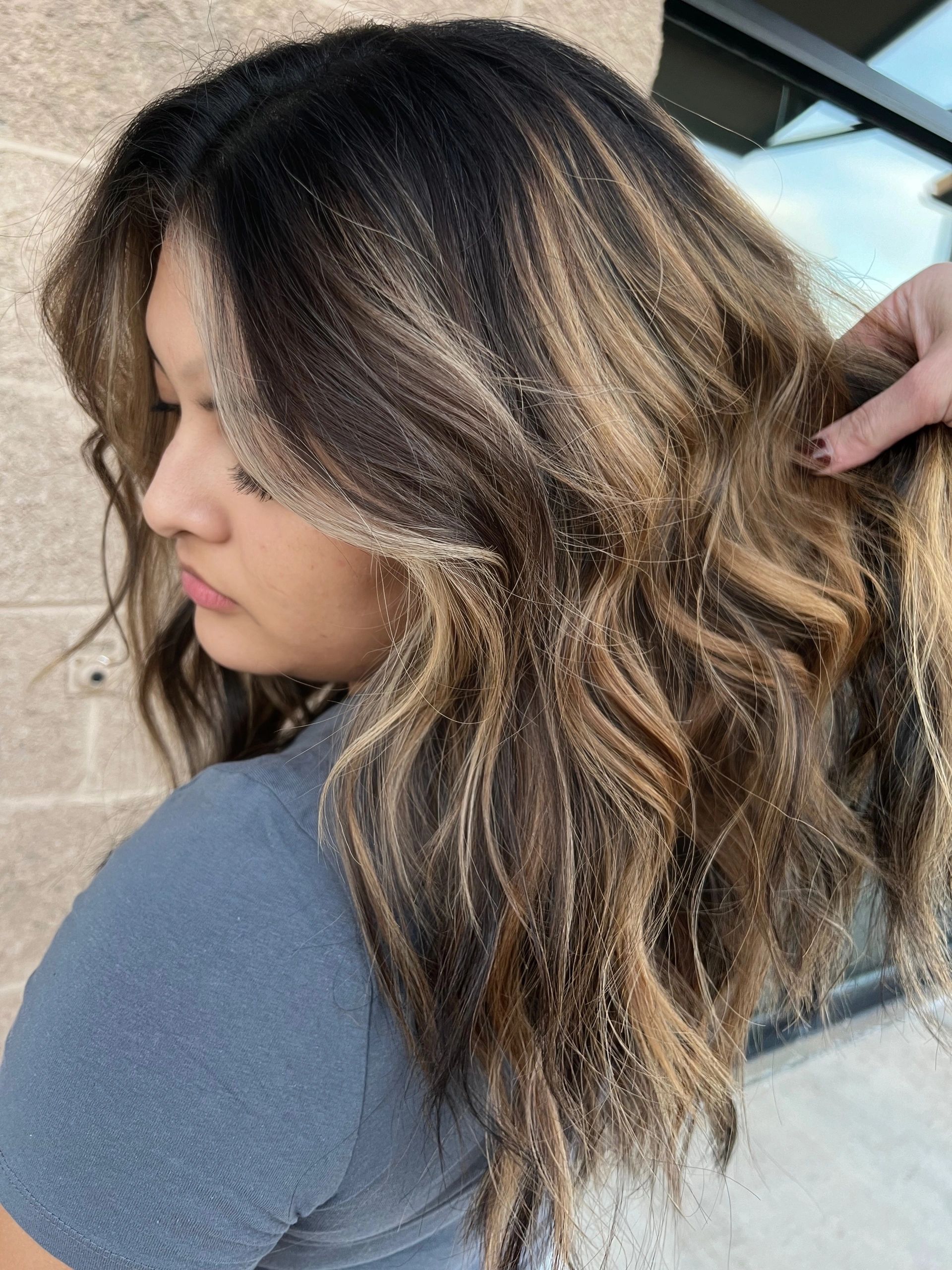 How to Choose the Right Balayage Shade for Your Hair Color
